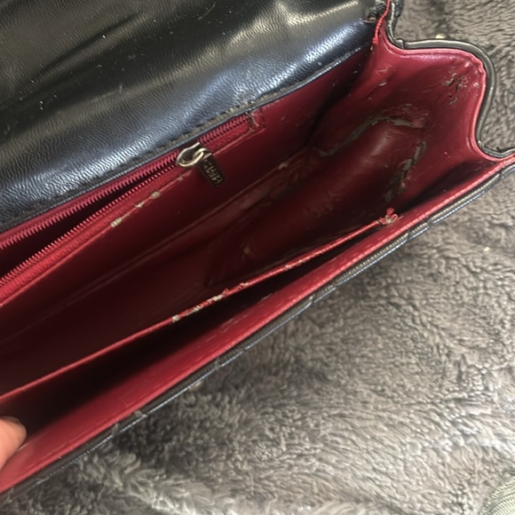 Vintage Chanel bag black leather chain strap - Picture 11 of 13